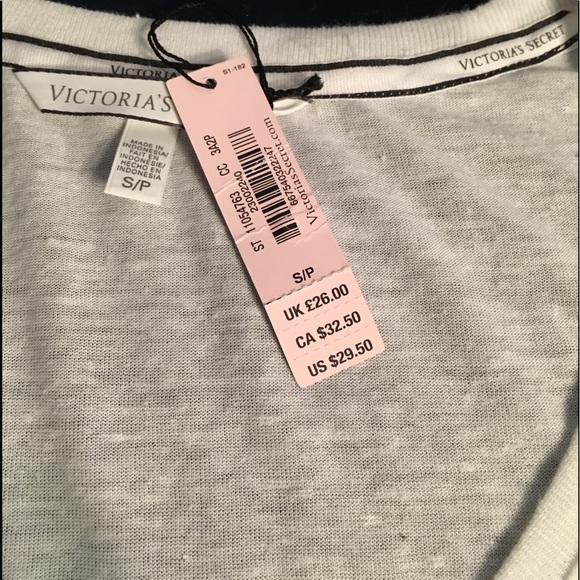Victoria’s Secret Multiple sizes T-shirt nwt - Picture 7 of 7